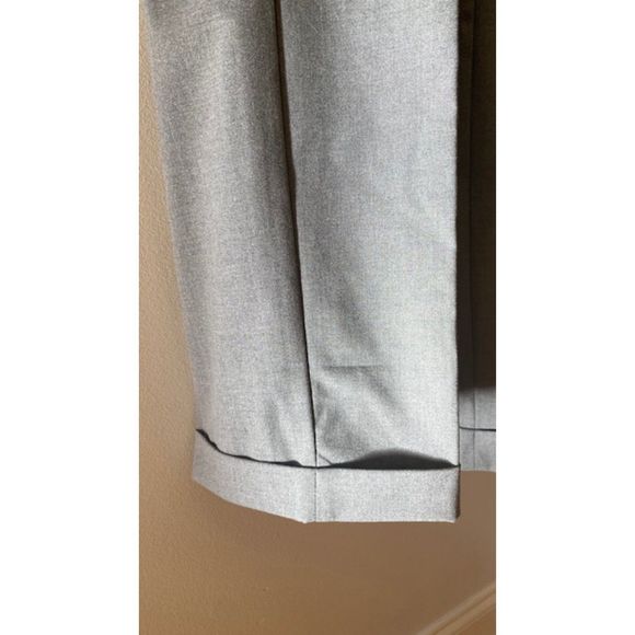 Lauren by Ralph Lauren Men's Pants UltraFlex Light Grey Pleated and Cuffed 40x34 - Picture 4 of 10